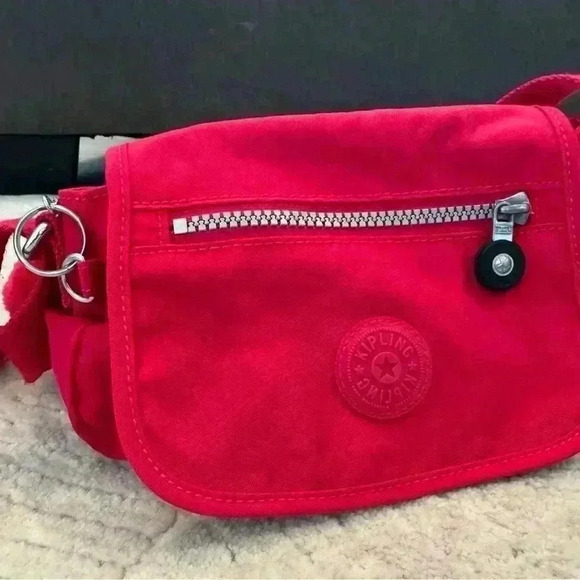 Bright pink Kipling crossbody small - Picture 8 of 9